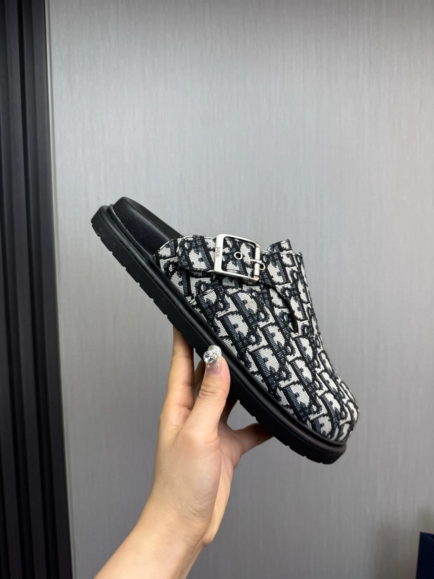 Men's men's shoes 420💰 Dior. Men's slippers🩴Official website 1:1 production 38-45 yards 45 46 🉑️Customized original material shipped✅